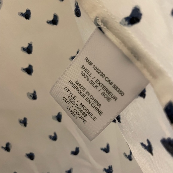 Joie Heart Print Silk Button Down Blouse medium - Picture 2 of 4